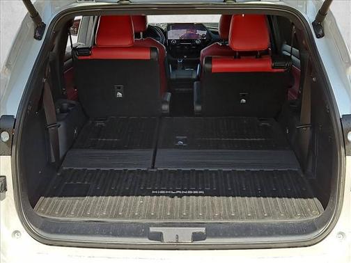 Wind Chill Pearl 2024 Toyota Highlander XSE