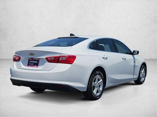 Summit White 2024 Chevrolet Malibu 1LS