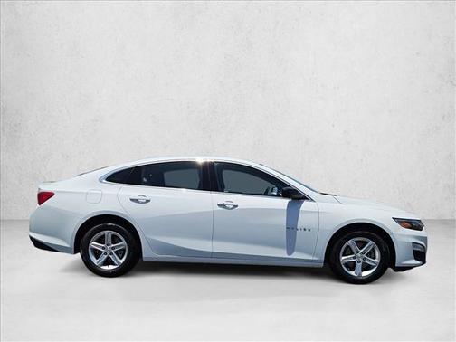 Summit White 2024 Chevrolet Malibu 1LS