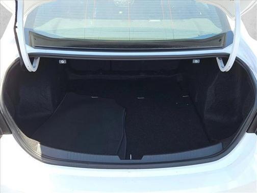 Summit White 2024 Chevrolet Malibu 1LS