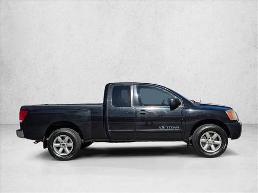 2012 Nissan Titan SV