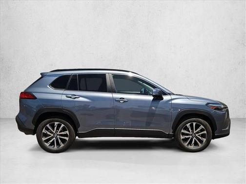 Celestite 2023 Toyota Corolla Cross XLE