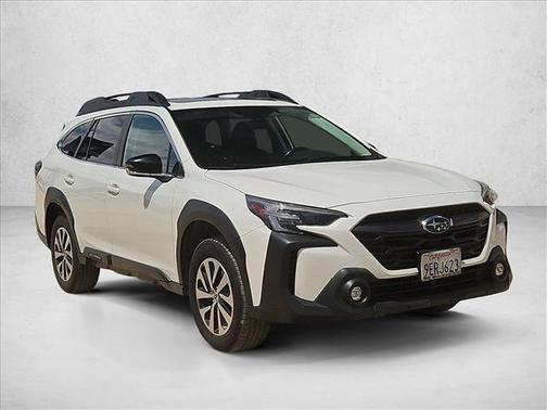 Crystal White Pearl 2023 Subaru Outback Premium