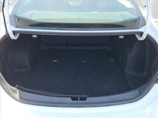 Summit White 2024 Chevrolet Malibu 1LS