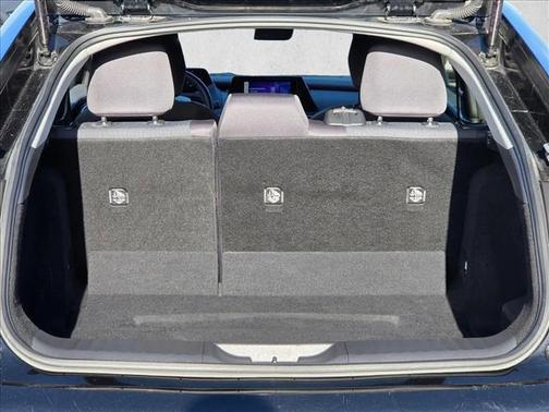 2025 Toyota Prius LE