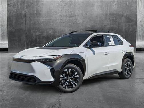 2025 Toyota bZ4X XLE