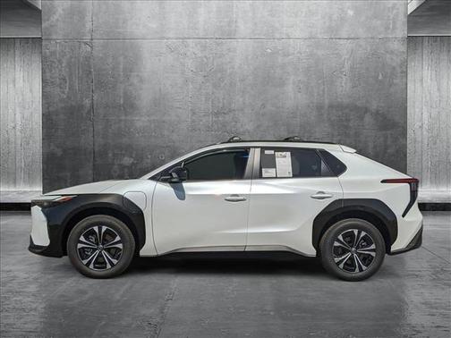 2025 Toyota bZ4X XLE
