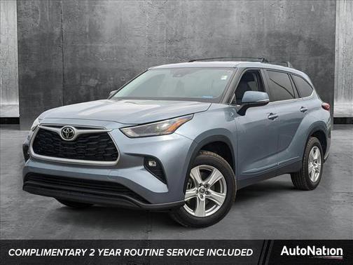 2023 Toyota Highlander LE