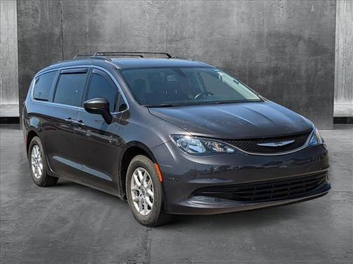 2021 Chrysler Voyager LXI