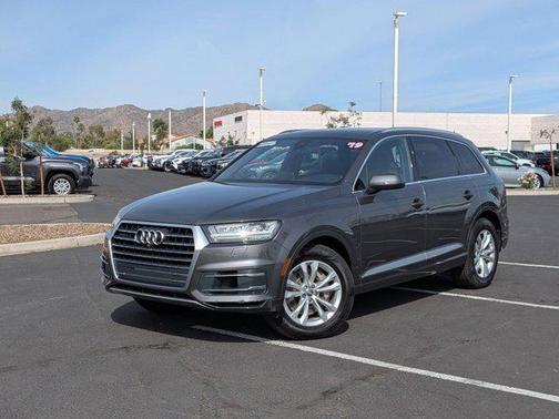 White 2019 Audi Q7 55 Premium Plus