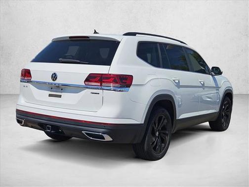 Pure White 2023 Volkswagen Atlas 3.6L SE w/Technology