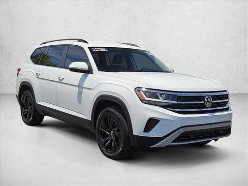 Pure White 2023 Volkswagen Atlas 3.6L SE w/Technology