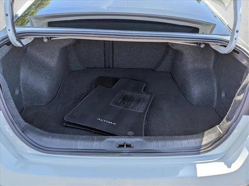 Glacier White 2020 Nissan Altima S FWD