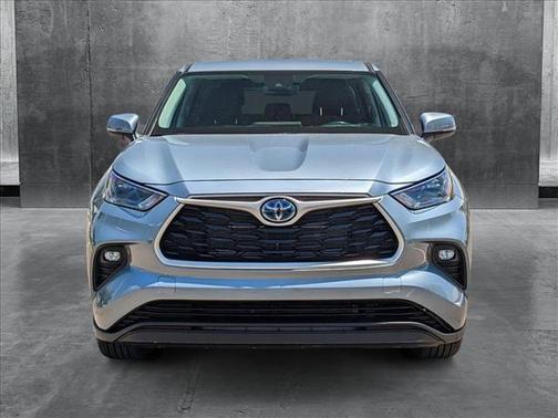 2023 Toyota Highlander Hybrid LE