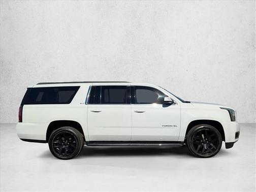 2019 GMC Yukon XL SLT