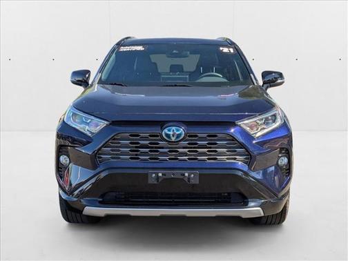 2021 Toyota RAV4 Hybrid SE