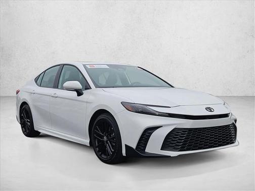 Ice Cap 2026 Toyota Camry SE