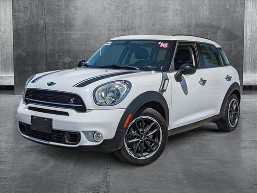 2016 MINI Countryman Cooper S