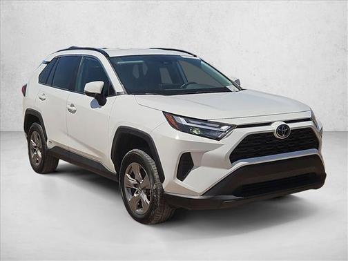 Ice Cap 2025 Toyota RAV4 Hybrid XLE