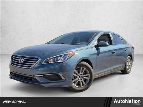 2017 Hyundai SONATA SE