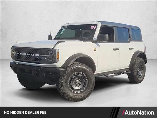 Oxford White 2024 Ford Bronco Badlands