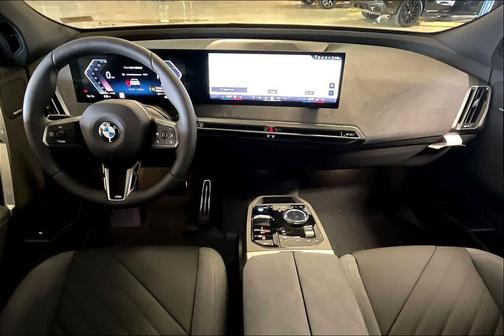 2026 BMW iX xDrive45