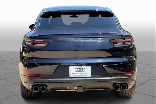 2023 Porsche Cayenne Platinum Edition