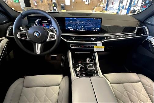 2026 BMW X6 xDrive40i