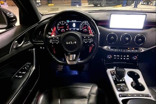 2022 Kia Stinger GT2