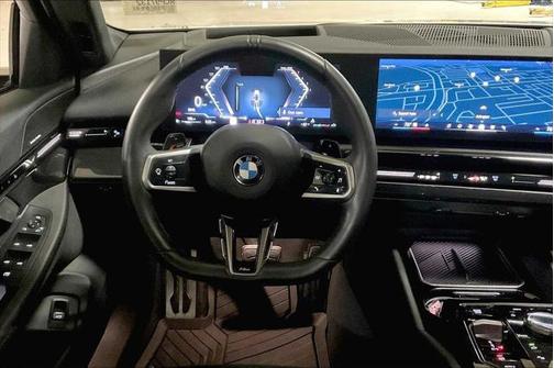 2024 BMW 530 i