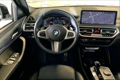 2024 BMW X4 xDrive30i
