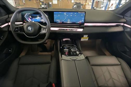 2025 BMW i5 eDrive40