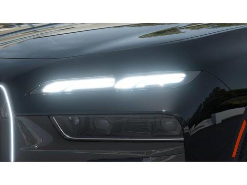Black Sapphire Metallic 2026 BMW 750e i xDrive