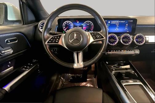 Polar White 2024 Mercedes-Benz GLB 250 Base
