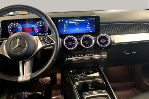 Polar White 2024 Mercedes-Benz GLB 250 Base
