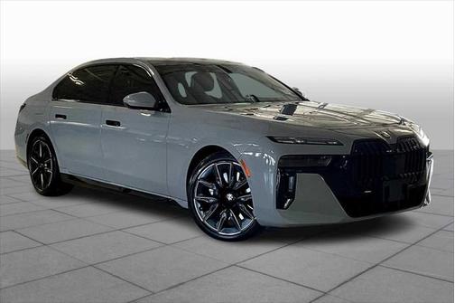 2024 BMW 740 i