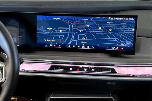 2024 BMW 740 i