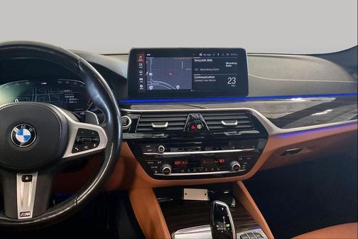 Carbon Black Metallic 2022 BMW 540 i