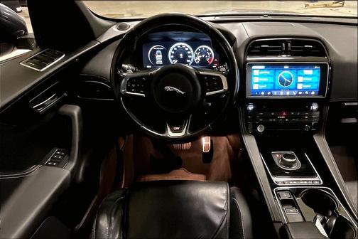 2017 Jaguar F-PACE S