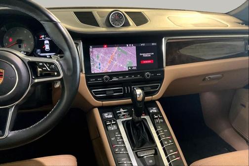 Night Blue Metallic 2020 Porsche Macan Macan