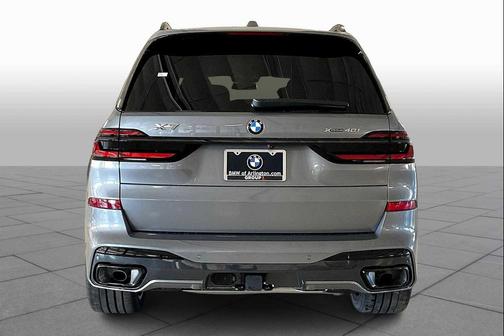 2026 BMW X7 xDrive40i