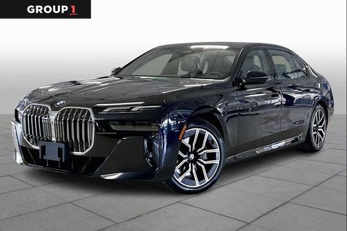 2025 BMW 740 740i