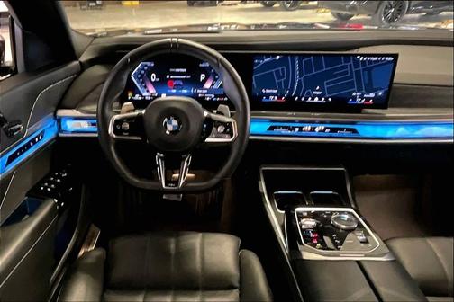 2025 BMW 740 740i