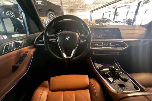 Jet Black 2023 BMW X5 xDrive40i