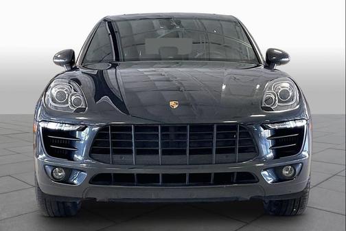 Volcano Grey Metallic 2017 Porsche Macan Macan