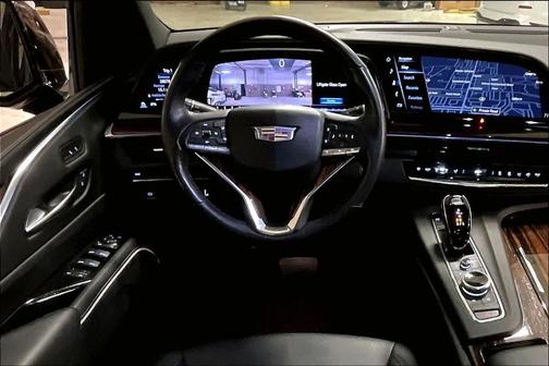 2022 Cadillac Escalade ESV Luxury