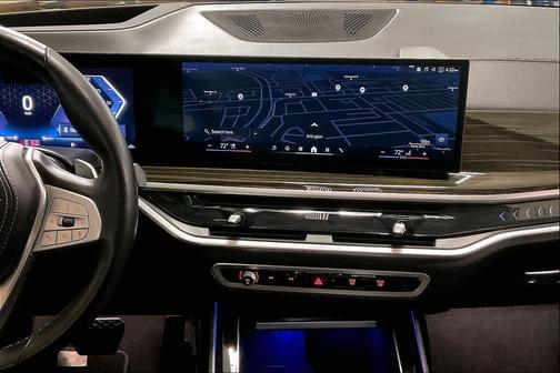 2025 BMW X7 xDrive40i