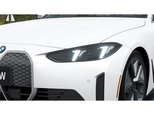 Mineral White Metallic 2026 BMW i4 Gran Coupe xDrive40
