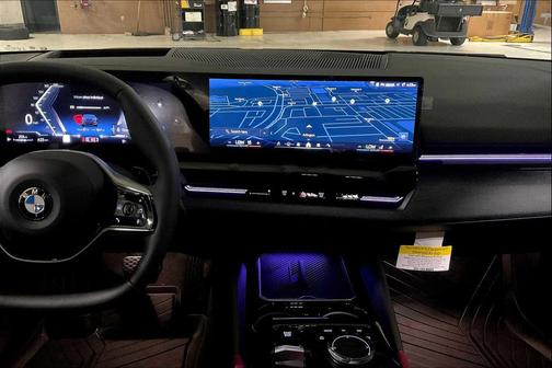 2025 BMW 530 i xDrive