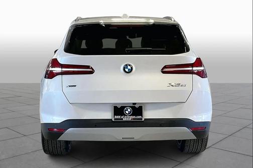 Mineral White Metallic 2026 BMW X3 30 xDrive